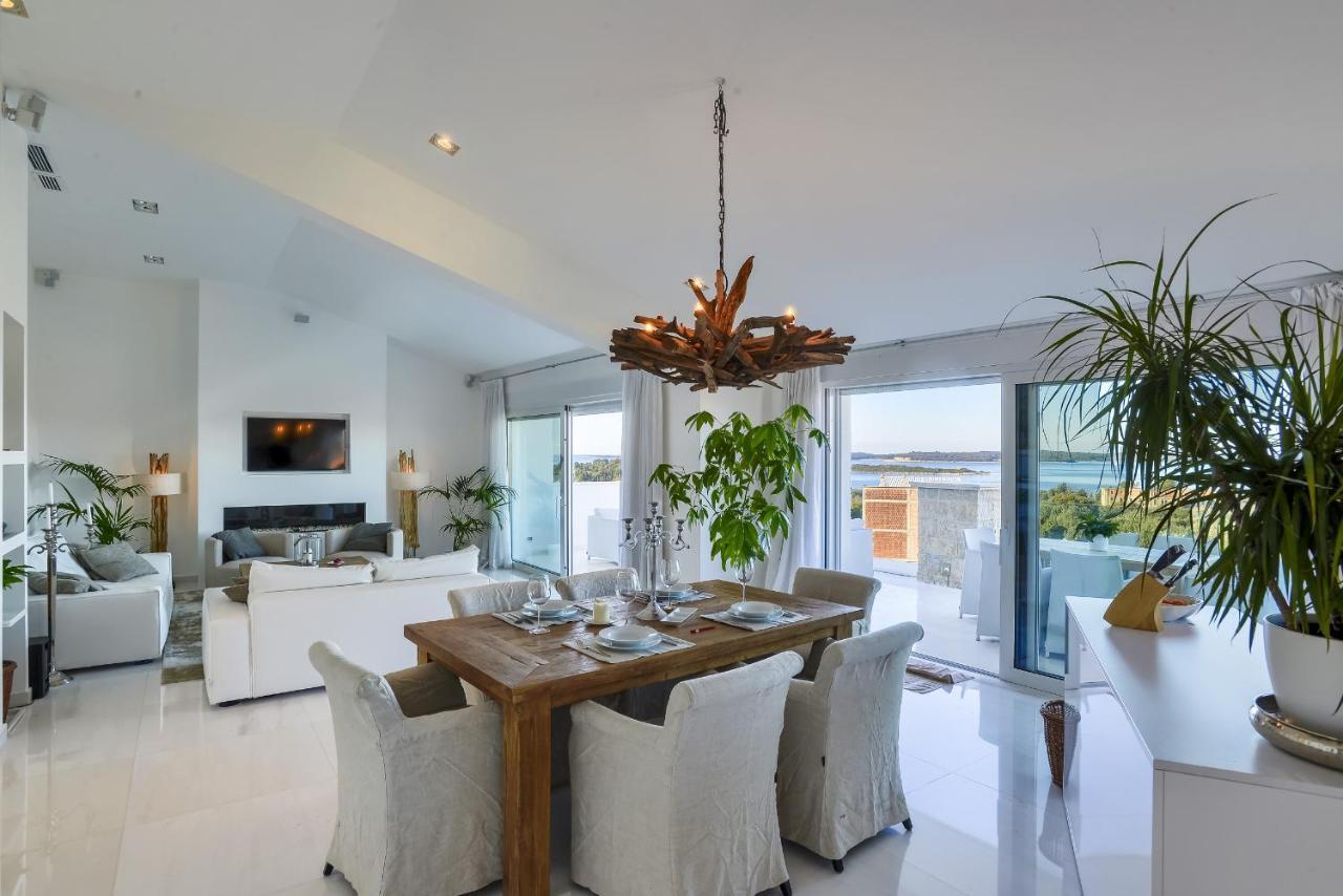 White House Stinjan Apartment Bagian luar foto